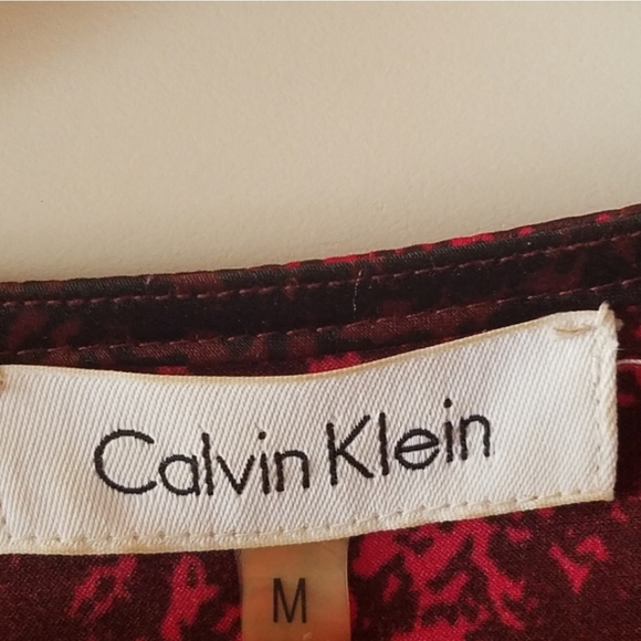 Calvin Klein Sleeveless Ruffle top size medium - Picture 3 of 4